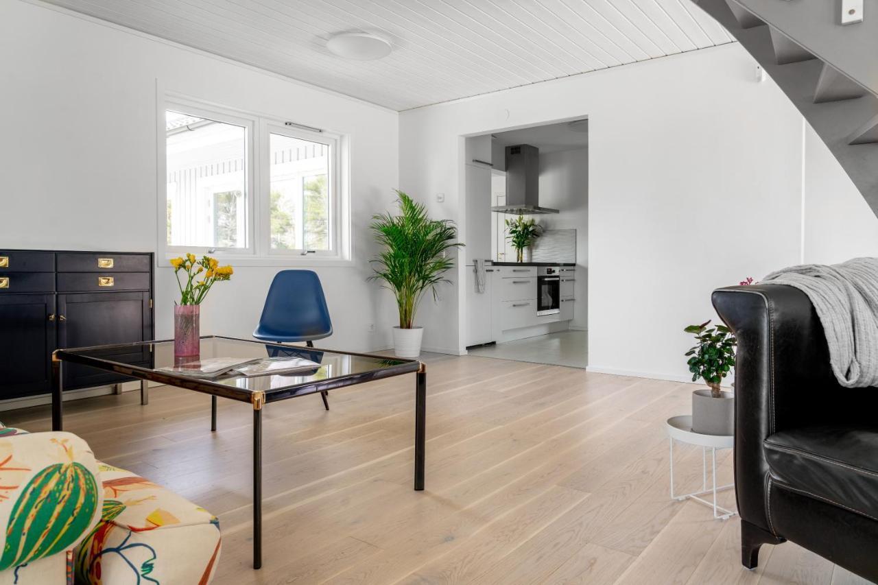 Elegant Home With Stunning Sea View And Garden Stockholm Exteriör bild
